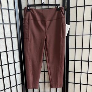 Starting Point Women's Brown Capris